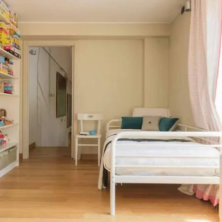 Cool Multiapartment Paris * Paris