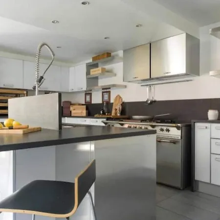 Cool Multiapartment Paris Apartment