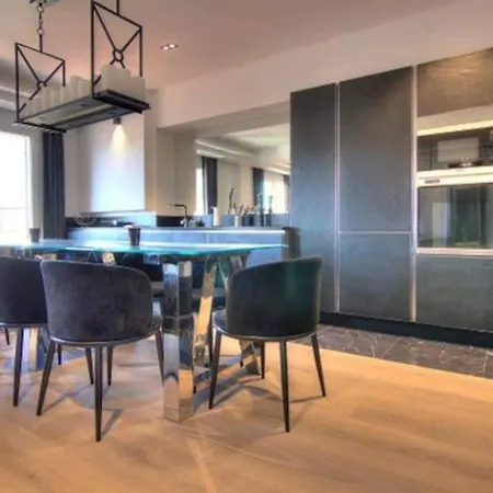 Apartment Cool Multiapartment Paris *